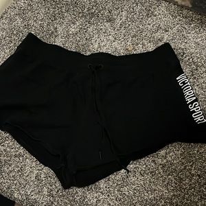 BLACK VICTORIA SECRET SPORT SHORTS